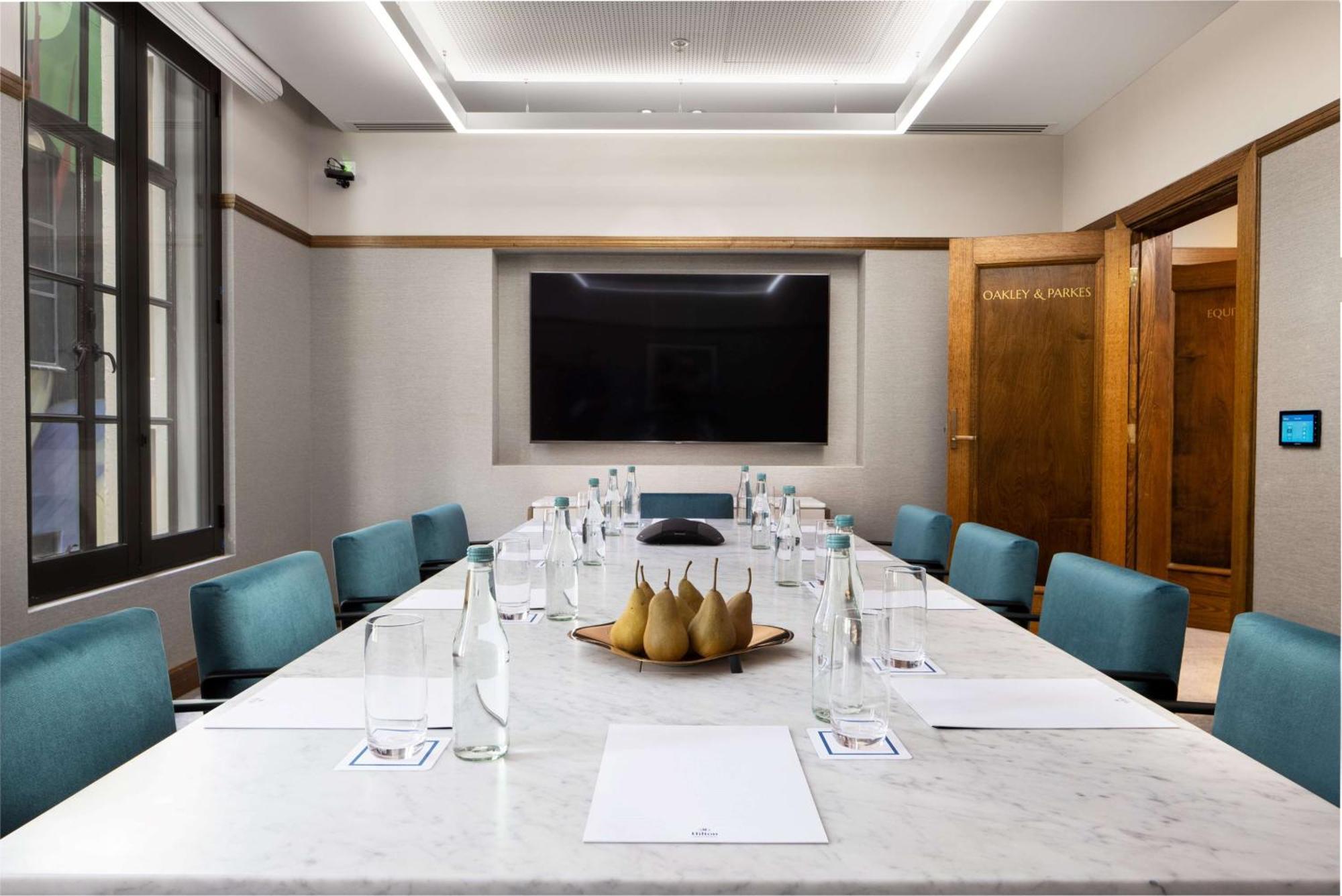 Hilton Melbourne Little Queen Street Dış mekan fotoğraf Meeting room at the hotel