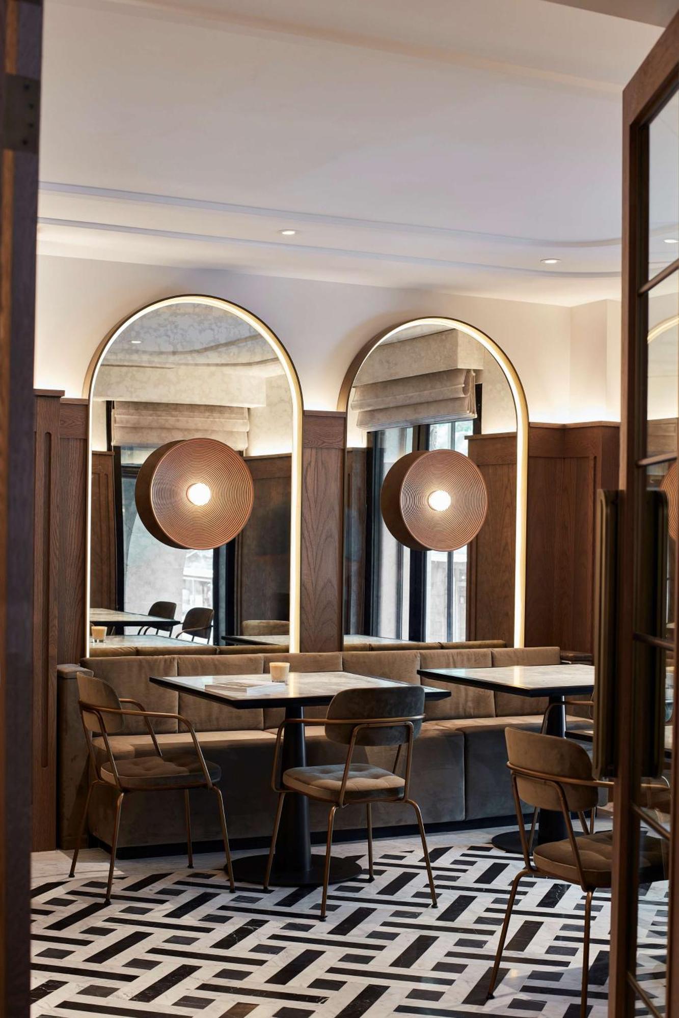 Hilton Melbourne Little Queen Street Dış mekan fotoğraf The interior of the restaurant